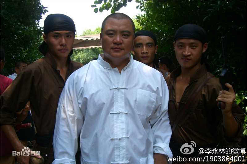 最新李永林(Yonglin Li)在2009《滚滚血脉》中的壁纸