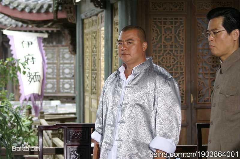 最新李永林(Yonglin Li)在2009《滚滚血脉》中的壁纸