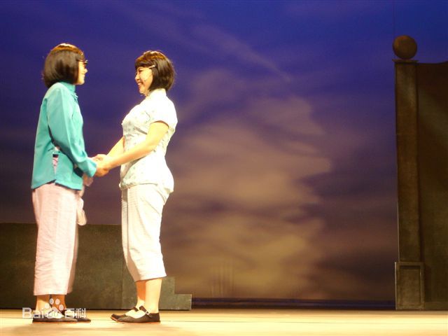 杨诗敏演出剧照