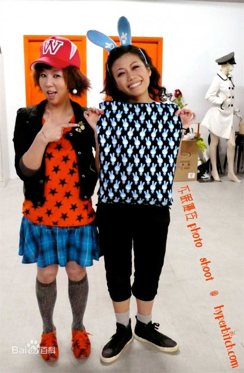 杨诗敏出席活动前后照片