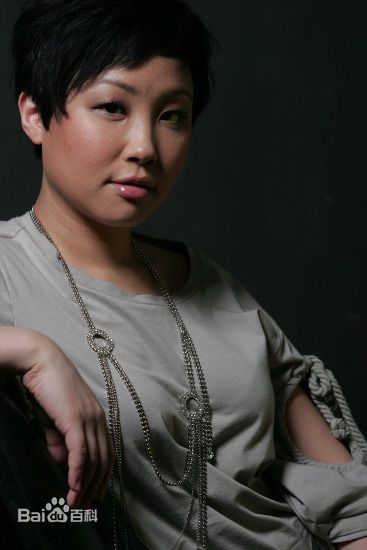 最新杨诗敏性感图片