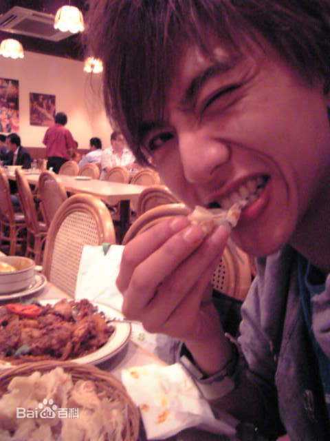 胡清蓝(Terry)生活照前后照片