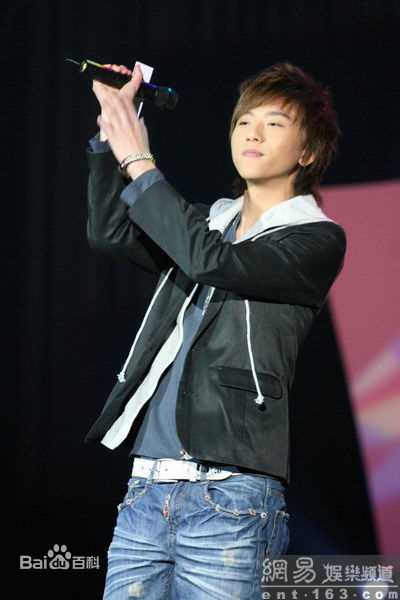 胡清蓝(Terry)生活照前后照片