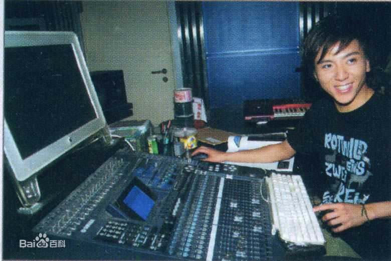 胡清蓝(Terry)生活照前后照片