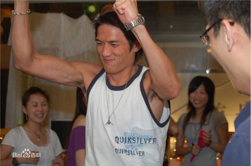 李雨阳(Eddie Li Yu Yeung)电视剧形象素颜照相册