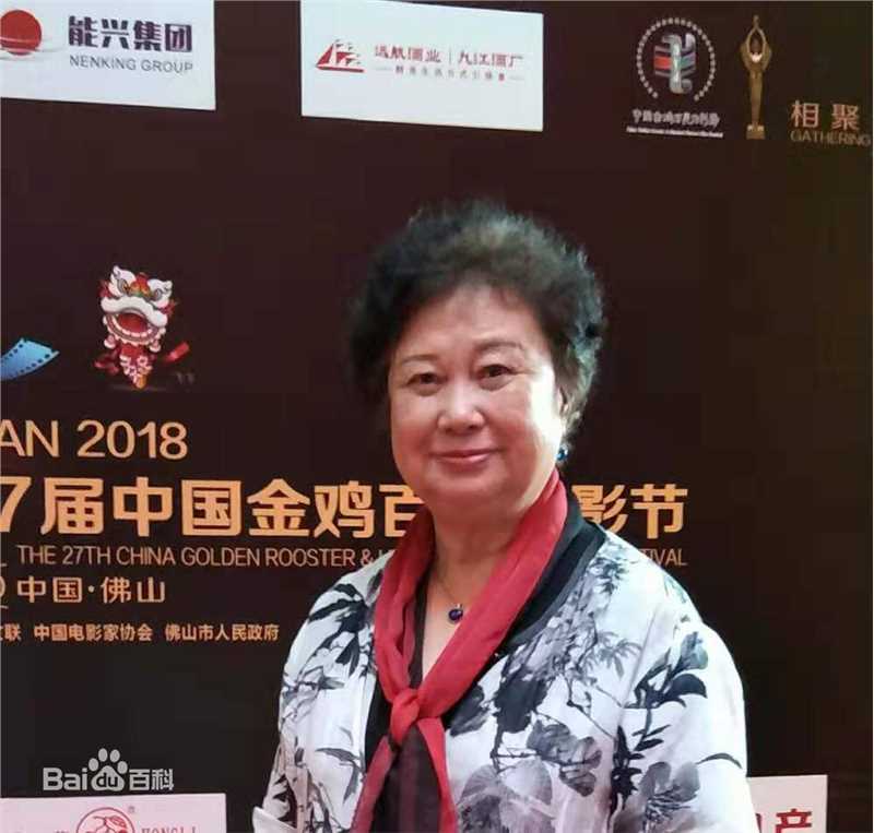 陆小雅生活照性感图片图集