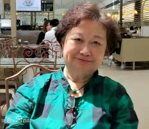 陆小雅生活照性感图片图集