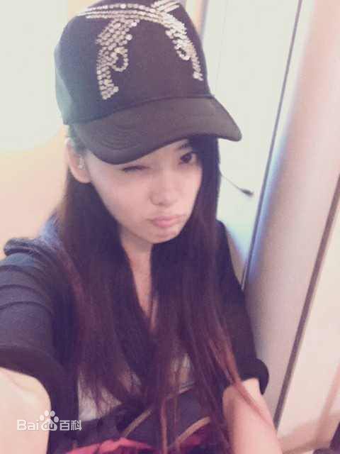 宋睿生活照壁纸壁纸