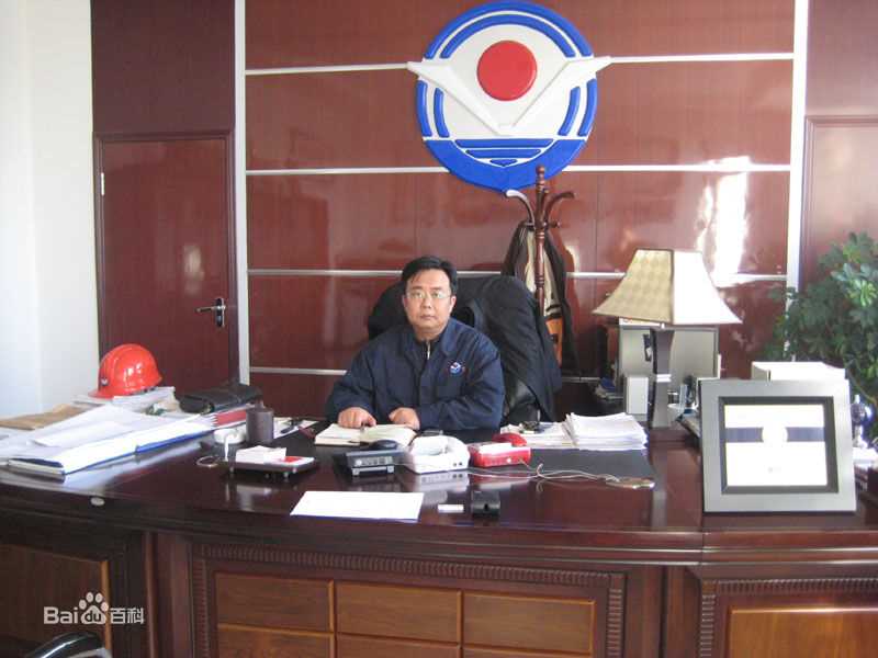 王伟波(wangweibo)精彩图片8张素颜照相册