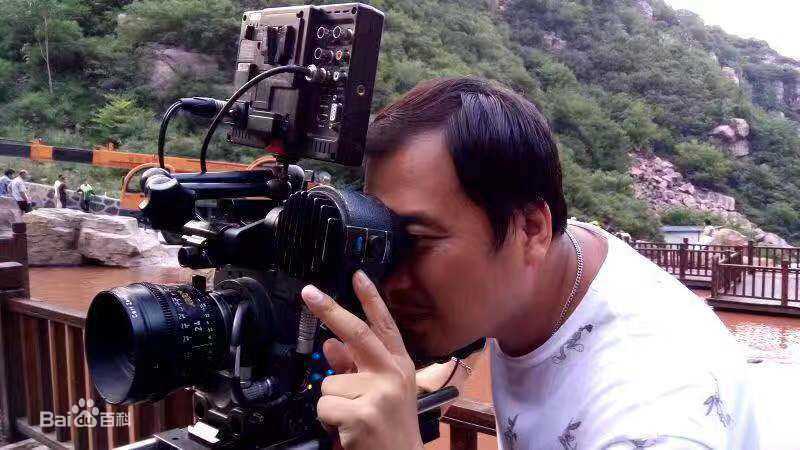 陈之月工作照三性感图片图集