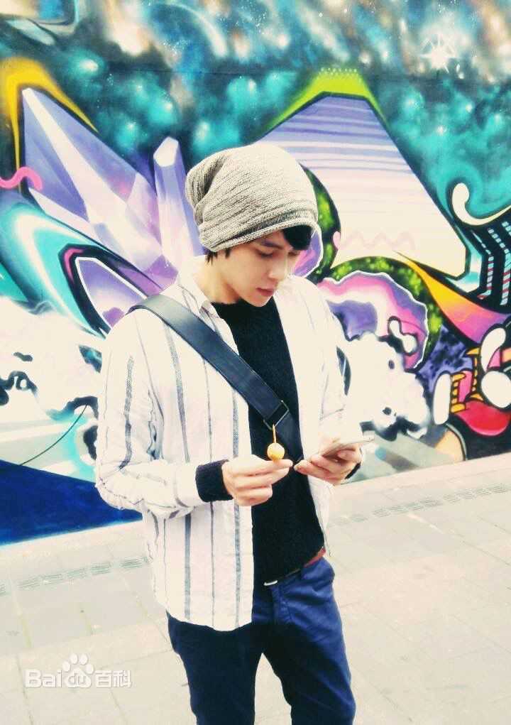 最优质陈柏融生活照