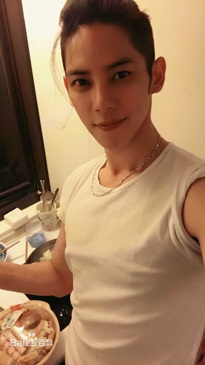 最优质陈柏融生活照