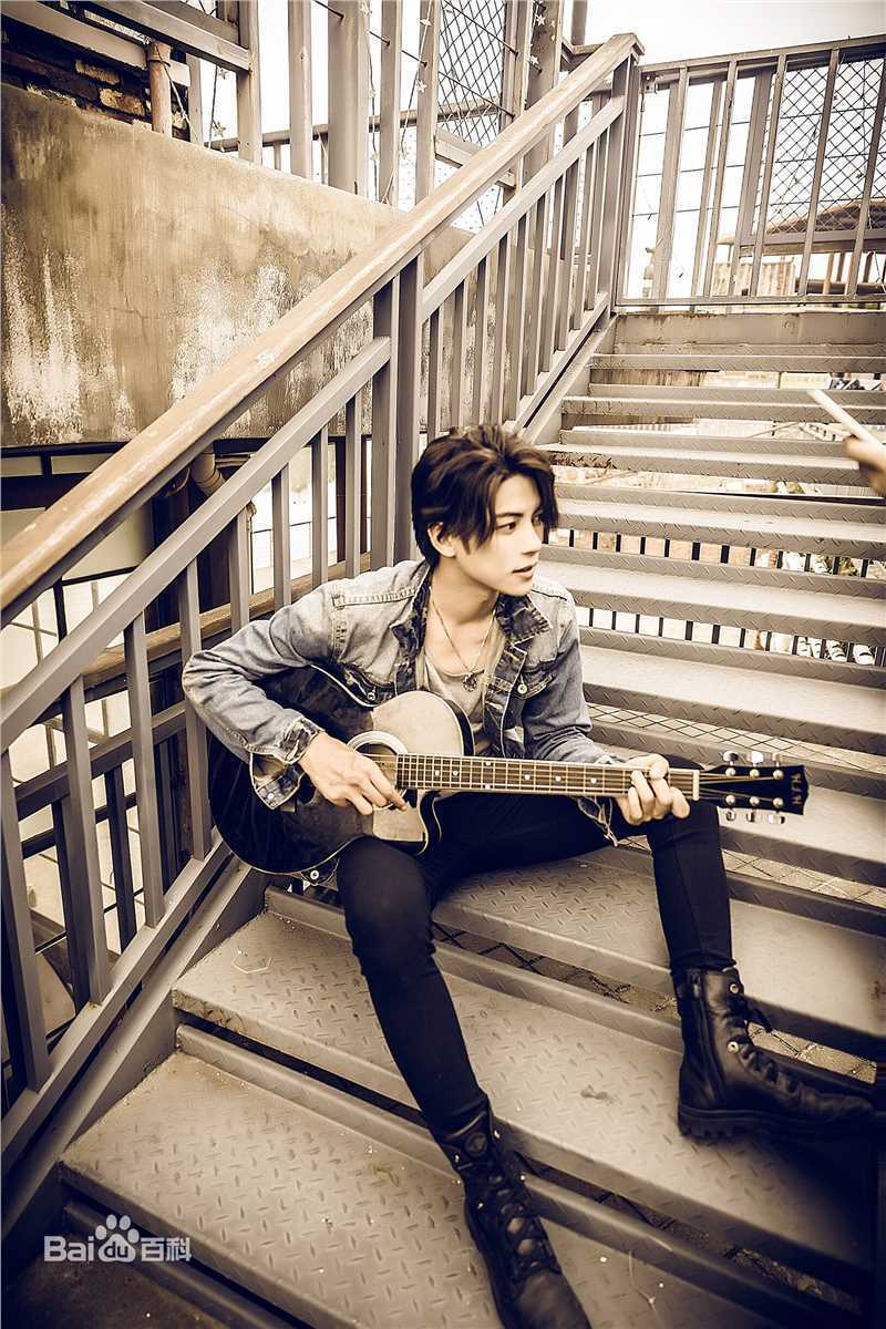 最优质陈柏融生活照