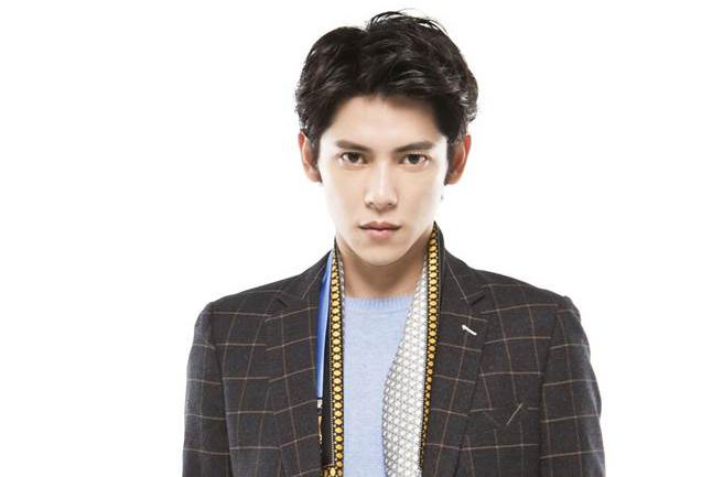 精选陈柏融图片