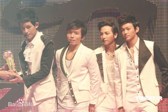 棒棒堂(LOLLIPOP)2010新城国语力颁奖礼素颜照壁纸