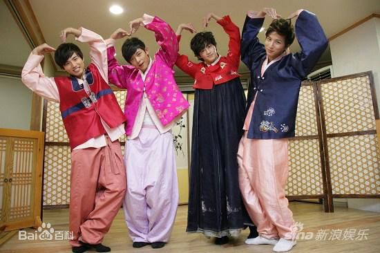 棒棒堂(LOLLIPOP)in韩国济州岛拍摄新MV前后照片