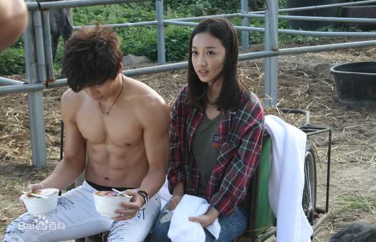 棒棒堂(LOLLIPOP)in韩国济州岛拍摄新MV前后照片