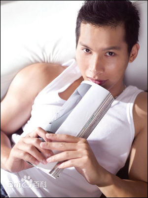 183Club颜行书前后照片