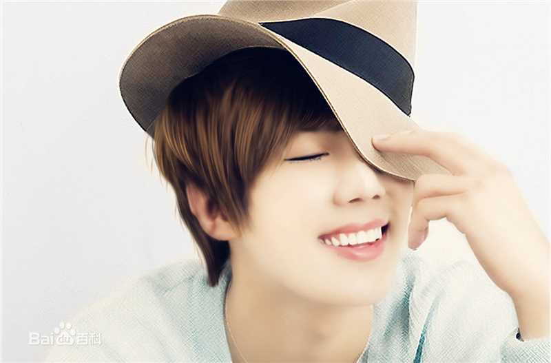 朴政珉<i>（正确官方名）</i>(Park Jung Minパクジョンミン)前后照片