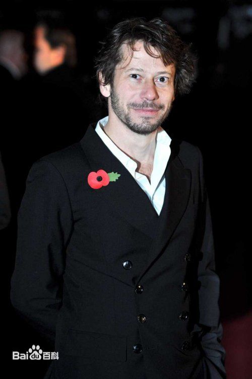 马修·阿马立克(Mathieu Amalric)前后照片