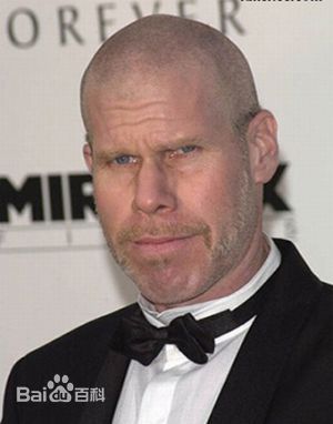 最全朗·普尔曼(Ron Perlman)素颜照