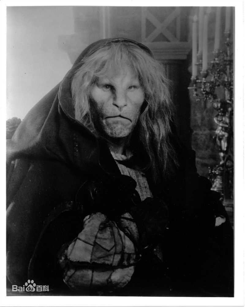 朗·普尔曼(Ron Perlman)精彩图册