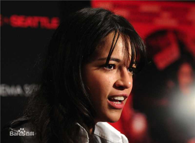 米歇尔·罗德里格兹(Michelle Rodriguez)前后照片