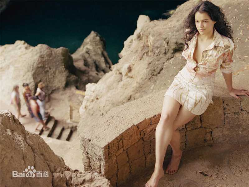 米歇尔·罗德里格兹(Michelle Rodriguez)前后照片
