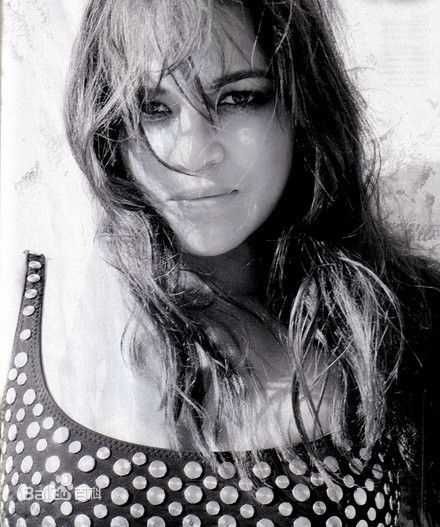 米歇尔·罗德里格兹(Michelle Rodriguez)前后照片