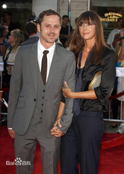 吉奥瓦尼·瑞比西(Giovanni Ribisi)精彩图册