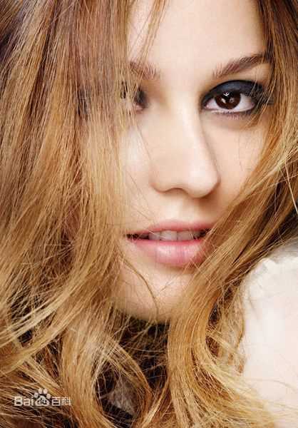 高清莉顿·梅斯特(Leighton Meester)精彩图册