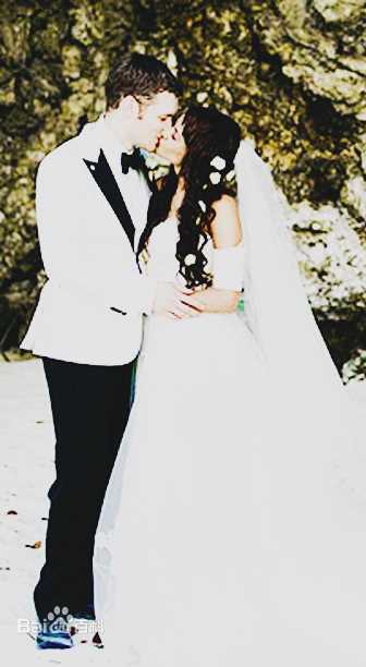 约瑟夫·摩根(Joseph Morgan)男神已婚了前后照片