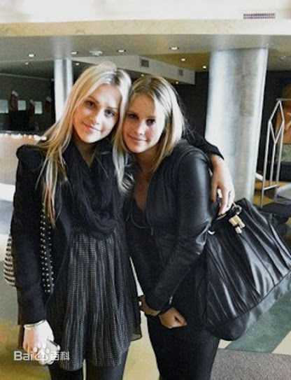 克莱尔·霍尔特(Claire Holt)克莱尔性感图片壁纸