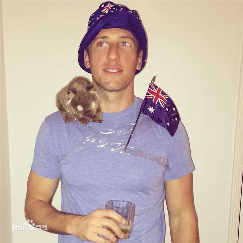 克莱尔·霍尔特(Claire Holt)生活壁纸壁纸