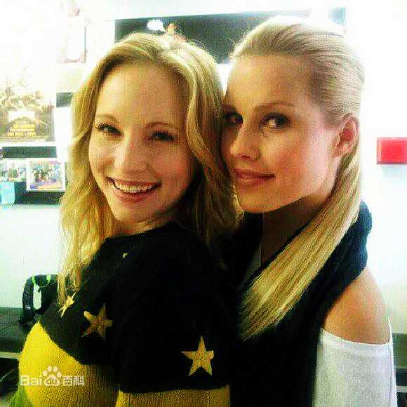 克莱尔·霍尔特(Claire Holt)生活壁纸壁纸