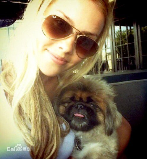 克莱尔·霍尔特(Claire Holt)生活壁纸壁纸