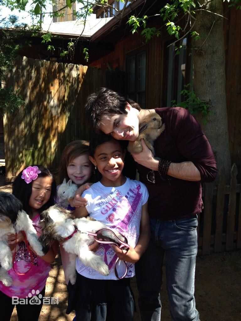 伊恩·萨默海尔德(Ian Joseph Somerhalder)ian@Noah’s Ark Animal Sanct生活照相册