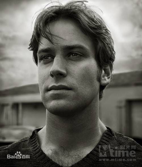 艾米·汉莫(Armie Hammer)前后照片