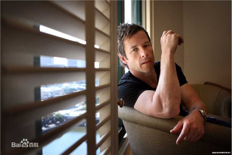 最全盖·皮尔斯(Guy Pearce)精彩图册