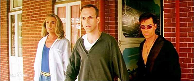 最全盖·皮尔斯(Guy Pearce)精彩图册