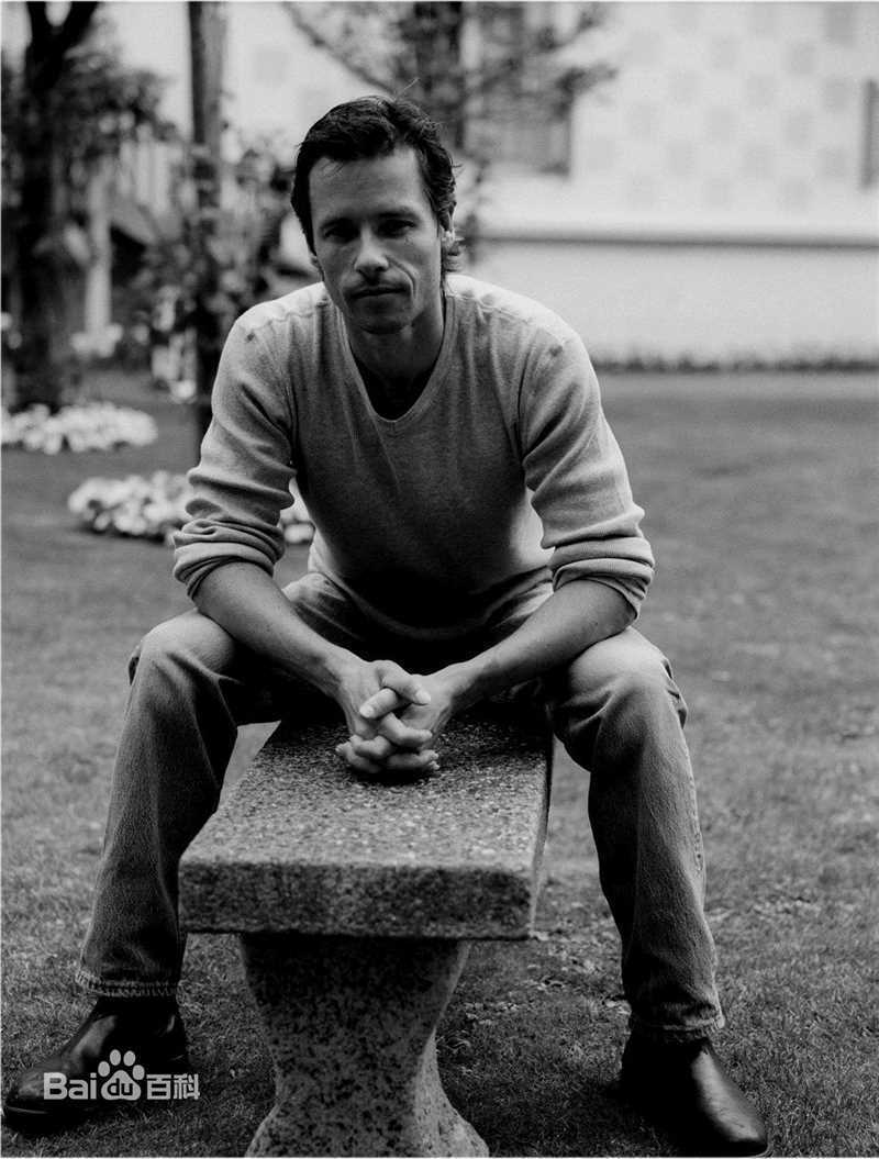 最全盖·皮尔斯(Guy Pearce)精彩图册