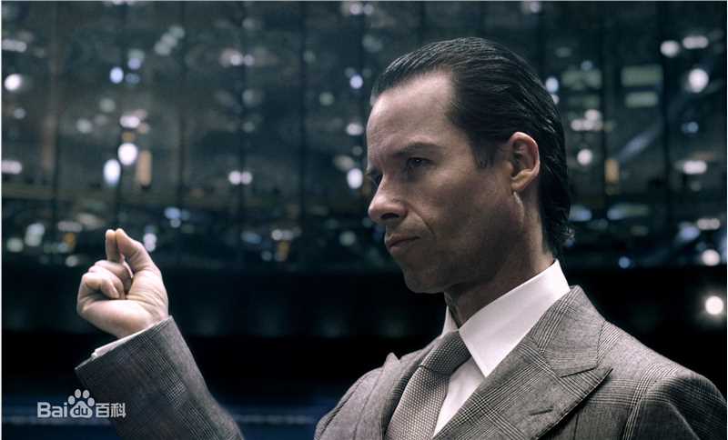 最全盖·皮尔斯(Guy Pearce)精彩图册