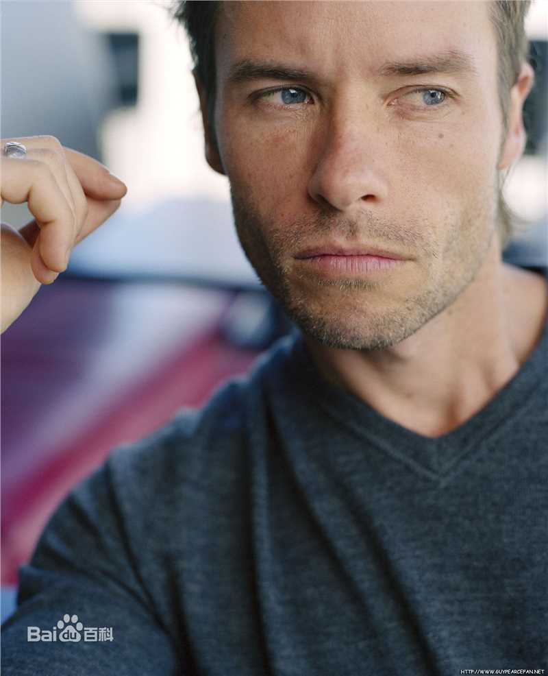 最全盖·皮尔斯(Guy Pearce)精彩图册