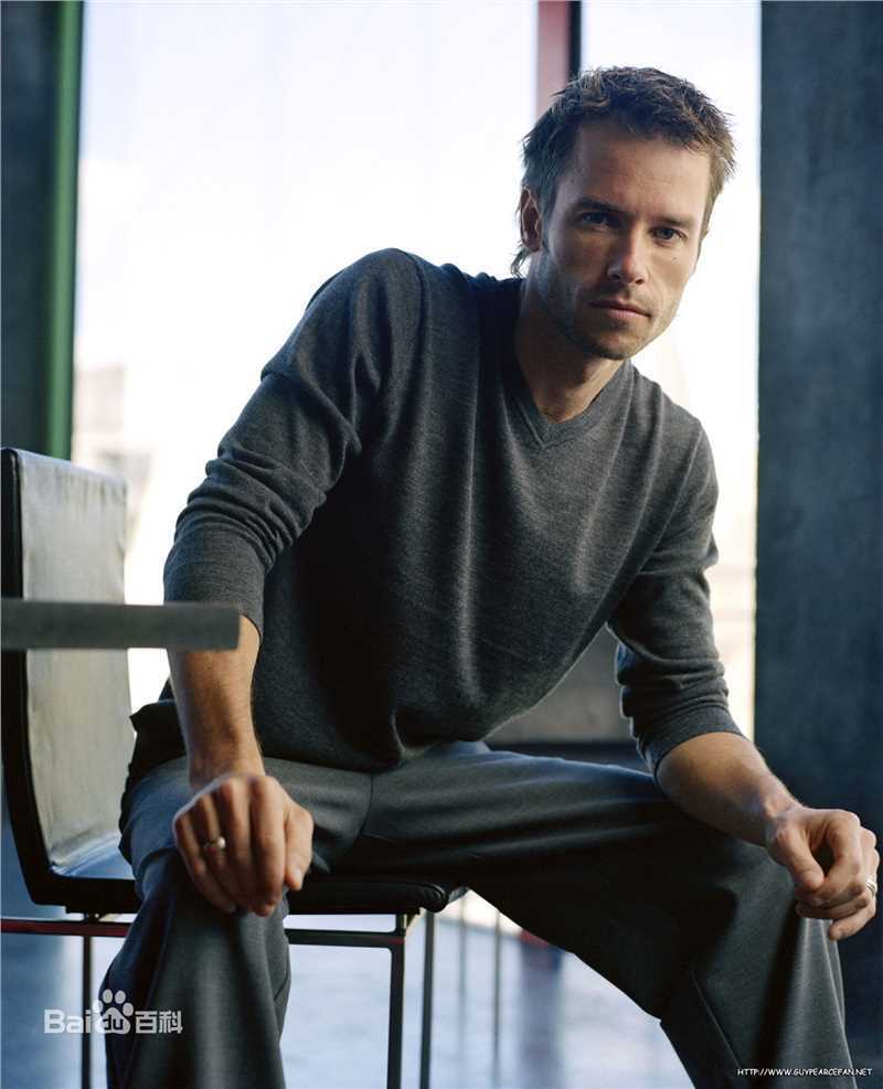最全盖·皮尔斯(Guy Pearce)精彩图册