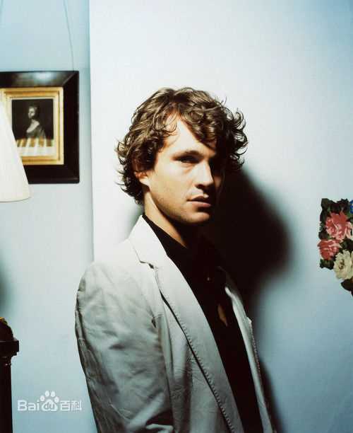 休·丹西(Hugh Dancy)最新早期壁纸