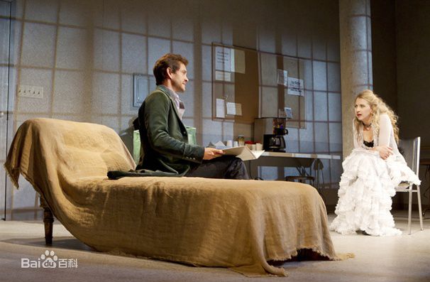 休·丹西(Hugh Dancy)舞台剧上的壁纸壁纸