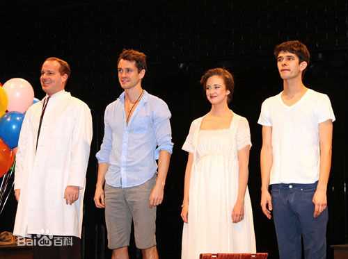 休·丹西(Hugh Dancy)舞台剧上的壁纸壁纸