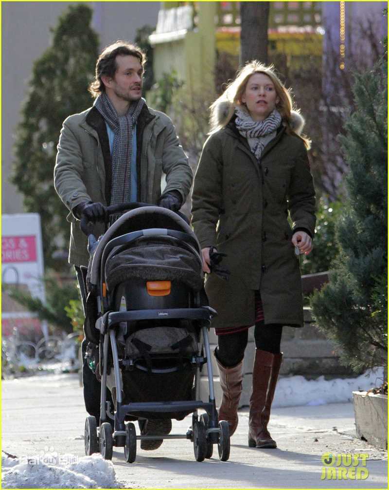 休·丹西(Hugh Dancy)与妻子素颜照相册