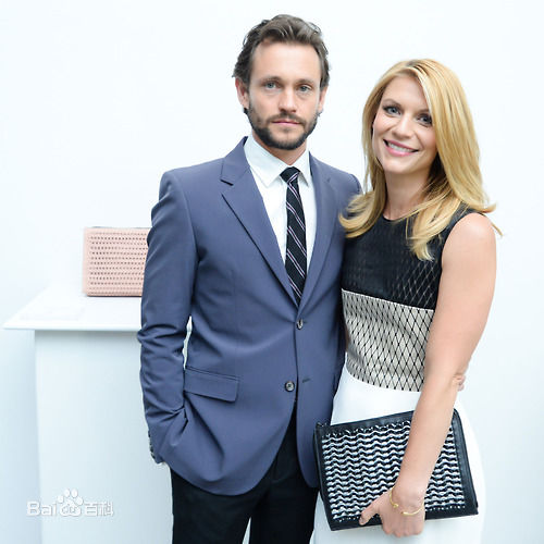 休·丹西(Hugh Dancy)与妻子素颜照相册