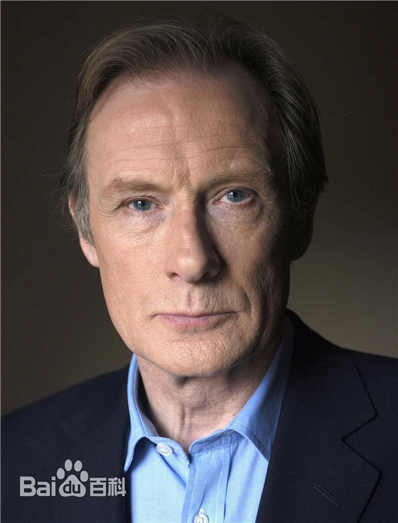 比尔·奈伊(Bill Nighy)生活照